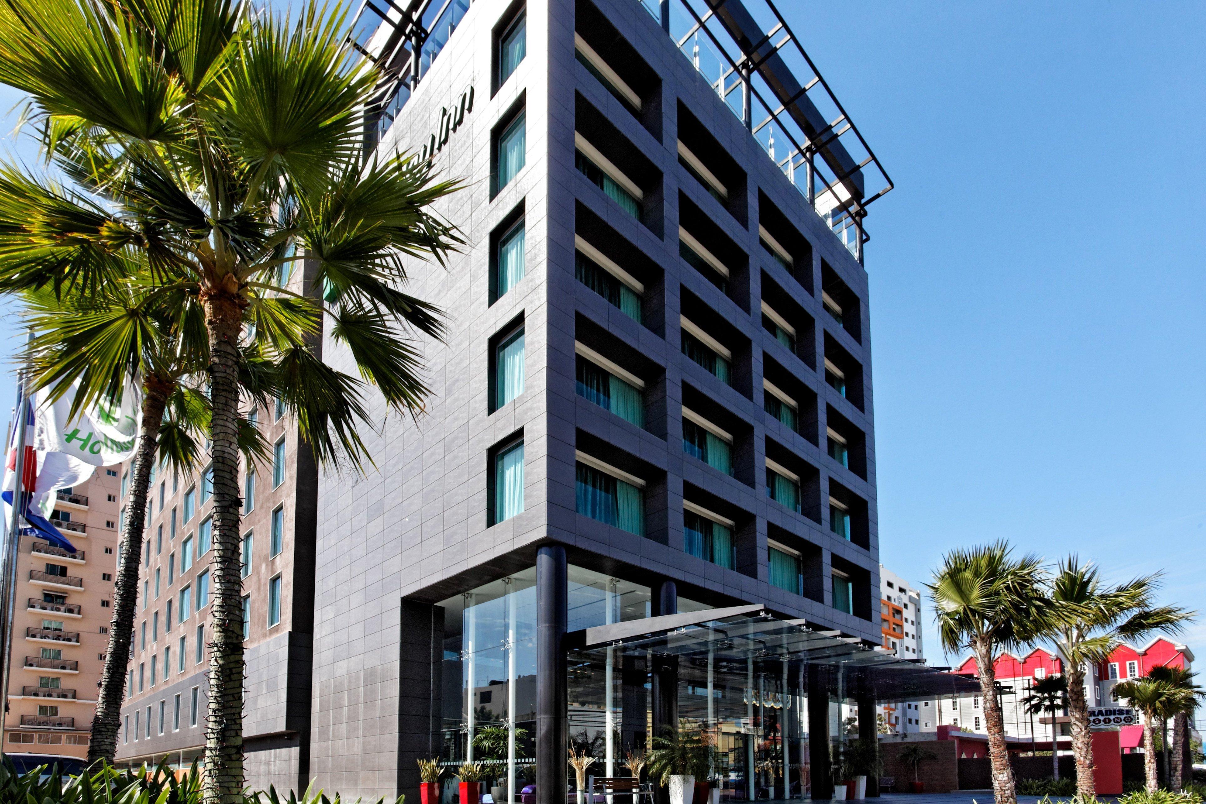 Holiday Inn Santo Domingo Hotel&Suites, an IHG Hotel Esterno foto The hotel in 2015