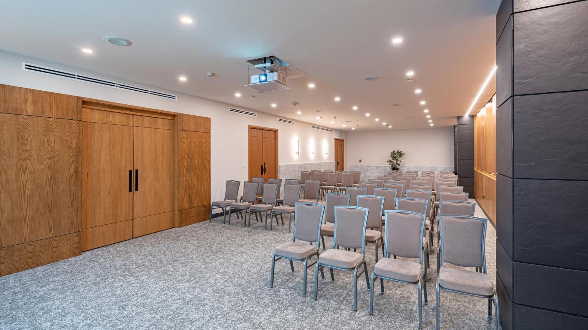 Holiday Inn Santo Domingo Hotel&Suites, an IHG Hotel Esterno foto The meeting room